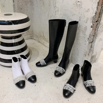 Черные сапоги Модная цепочка на щиколотке, длинные сапоги с жемчугом, дизайнерские сапоги до колена, массивные мотоциклетные ботинки для женщин, Bottine Femme Talon