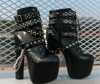 2022 Кожаные ботинки На высоком каблуке Женская демисезонная обувь на молнии Женские мотоциклетные ботинки Femme Western